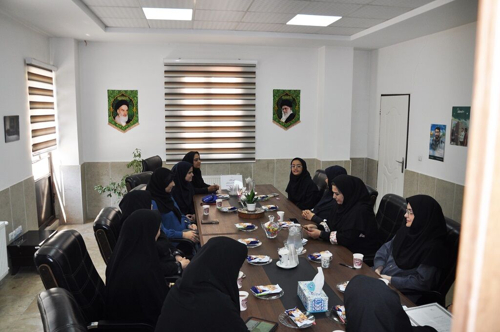 تجلیل از آینده‌سازان عرصه‌ی خبر/ عضوخبرنگاران نوجوان کانون البرز تجلیل شدند