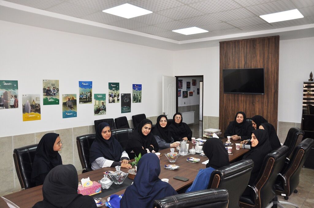 تجلیل از آینده‌سازان عرصه‌ی خبر/ عضوخبرنگاران نوجوان کانون البرز تجلیل شدند