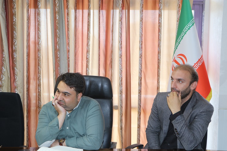 1327783 تجلیل از آیندهسازان عرصهی خبر