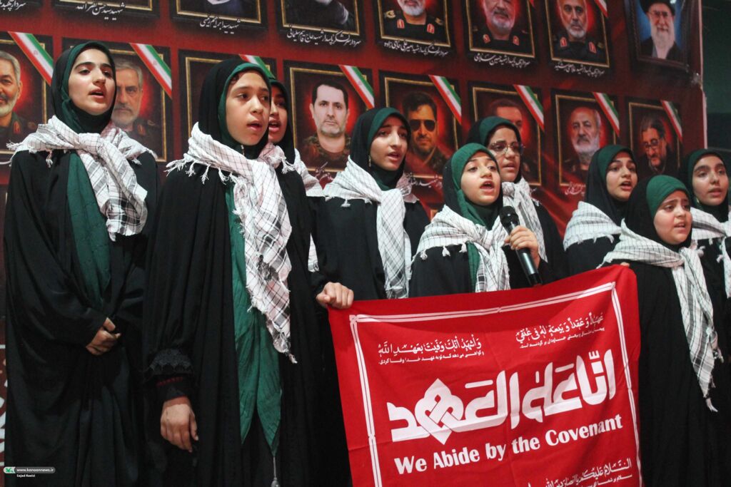 1327816 اعزام سومین کاروان اعضای کانون پرورش فکری خوزستان برای خدمت رسانی در مواکب مرزی