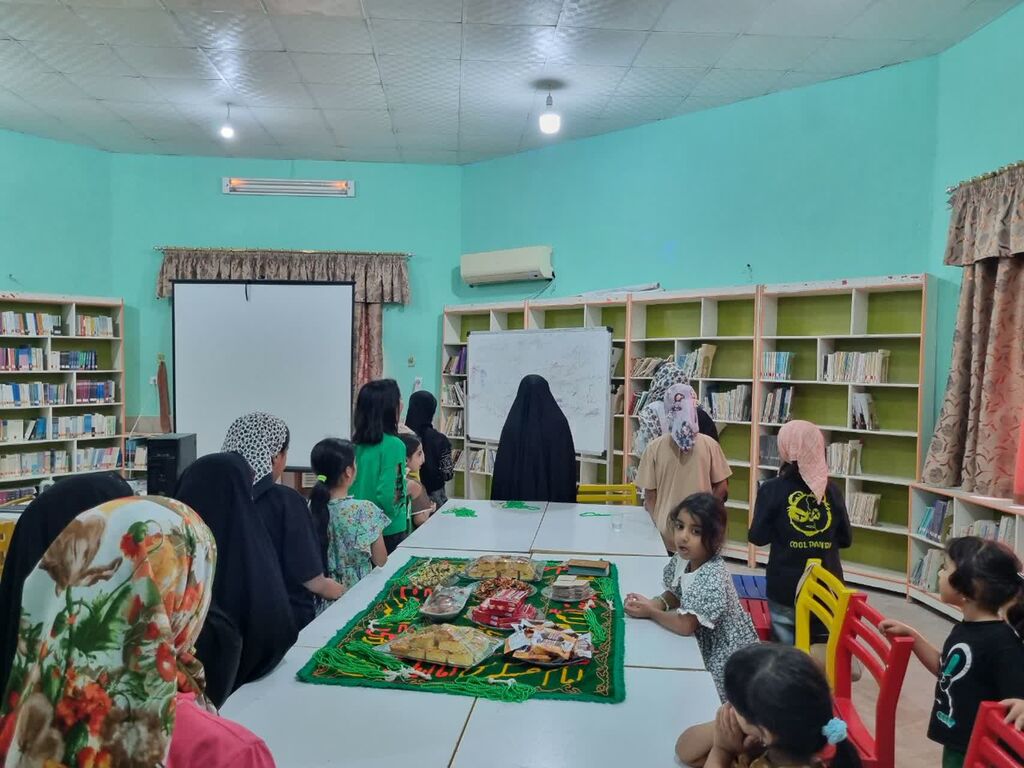 1327859 برگزاری ویژهبرنامه «رویداد قصه گویی با کاروان کربلا» در مرکز ابوموسی