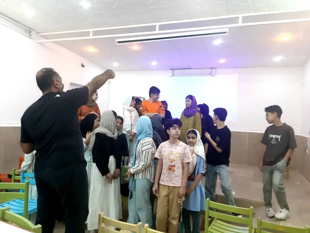 1327864 برنامه آشنایی با جاذبه های گردشگری شهرستان بندرلنگه