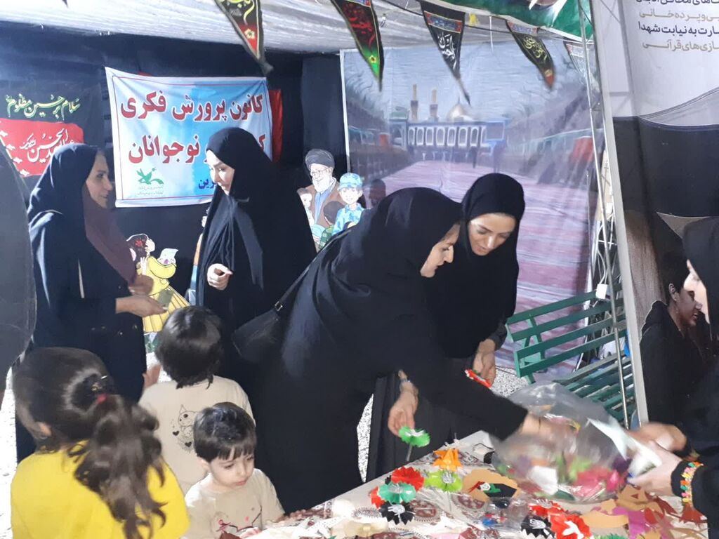 1328014 حضور سرپرست و مسئولان کانون کرمانشاه در موکبهای اربعینی استان