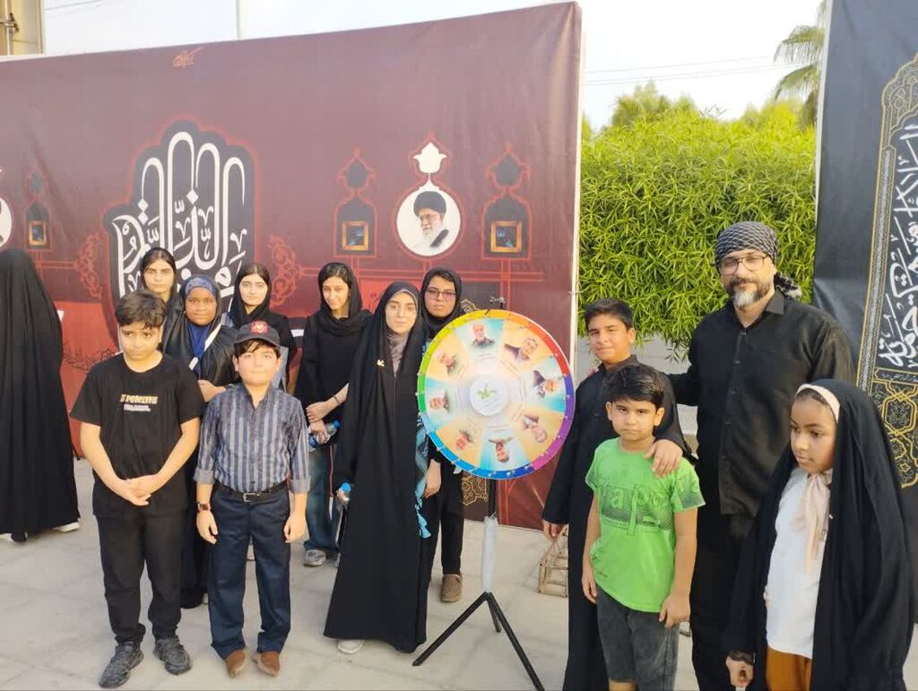 برپایی موکب کانون پرورش فکری کودکان و نوجوانان توسط اعضا نوجوان