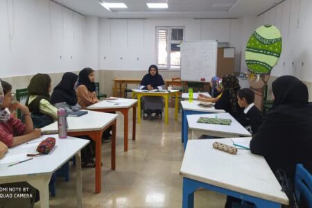 برگزاری دومین جلسه کارگاه داستان نویسی با حضور برگزیدگان جشنواره خوارزمی در البرز