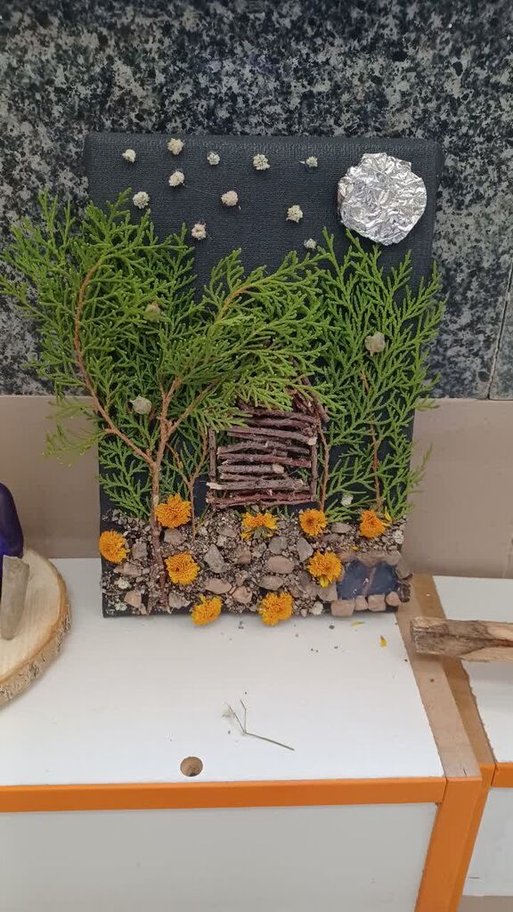 در مرکز فرهنگی هنری شهمیرزاد دستان کوچک، قاب طبیعت را می‌سازند