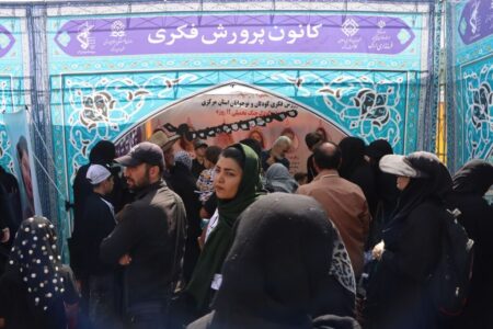 برپایی موکب فرهنگی کانون استان مرکزی در مسیر پیاده‌روی دلدادگان اربعین حسینی