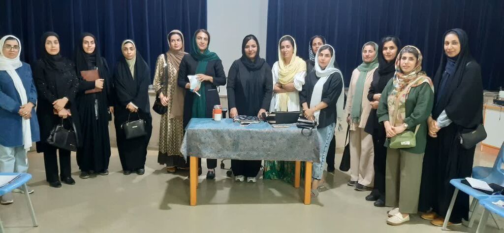 1329213 کارگاه آموزشی «والد آگاه، کودک امن؛ تربیت جنسی» در مرکز فرهنگی هنری شماره ۴بندرعباس برگزار شد