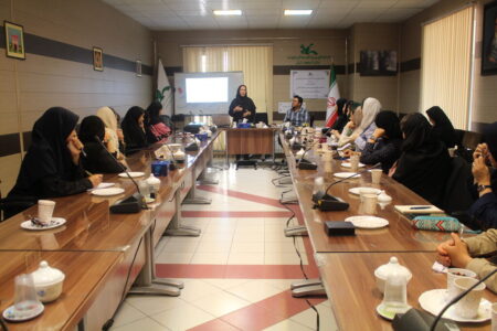 کارگاه آموزشی مبانی عکاسی با محوریت «عکاسی آئینی» در مجتمع تبریز