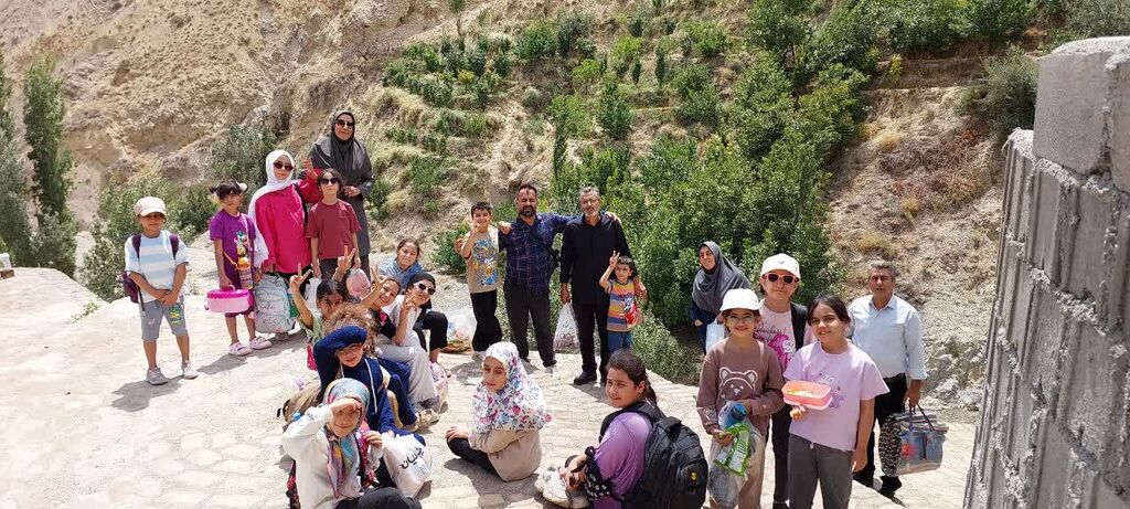 اردوی فرهنگی-زیارتی کانون سرخه در روستای جوین