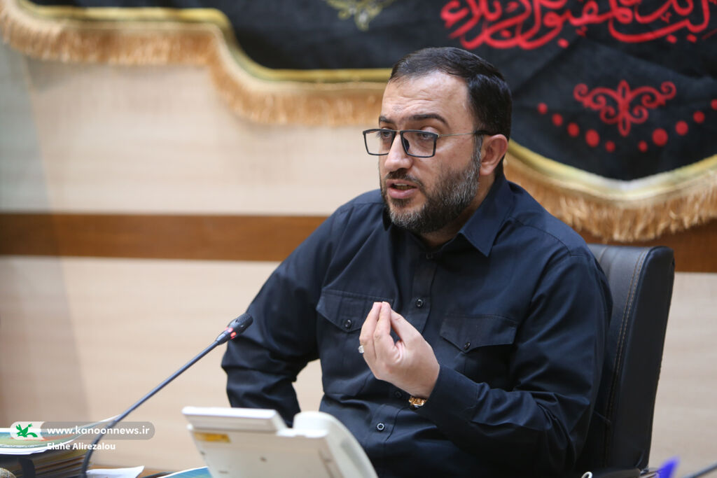 1329662 تأکید مدیرعامل کانون بر مخاطبمحوری در گردهمایی مدیران
