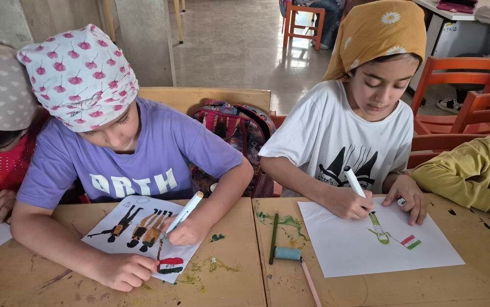 1329709 گرامیداشت بازگشت آزادگان به میهن اسلامی در کانون پرورش فکری لنده