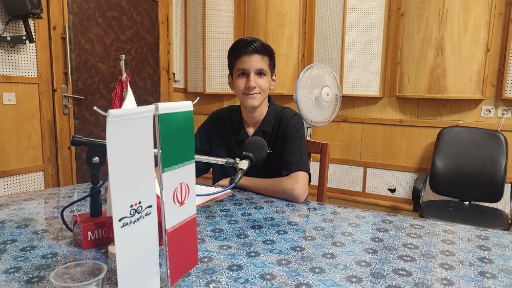 1329798 حضور کانون استان تهران در برنامه "کتاب فرهنگ" رادیو فرهنگ