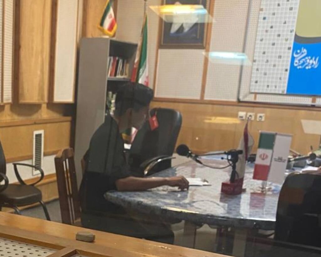 1329799 حضور کانون استان تهران در برنامه "کتاب فرهنگ" رادیو فرهنگ