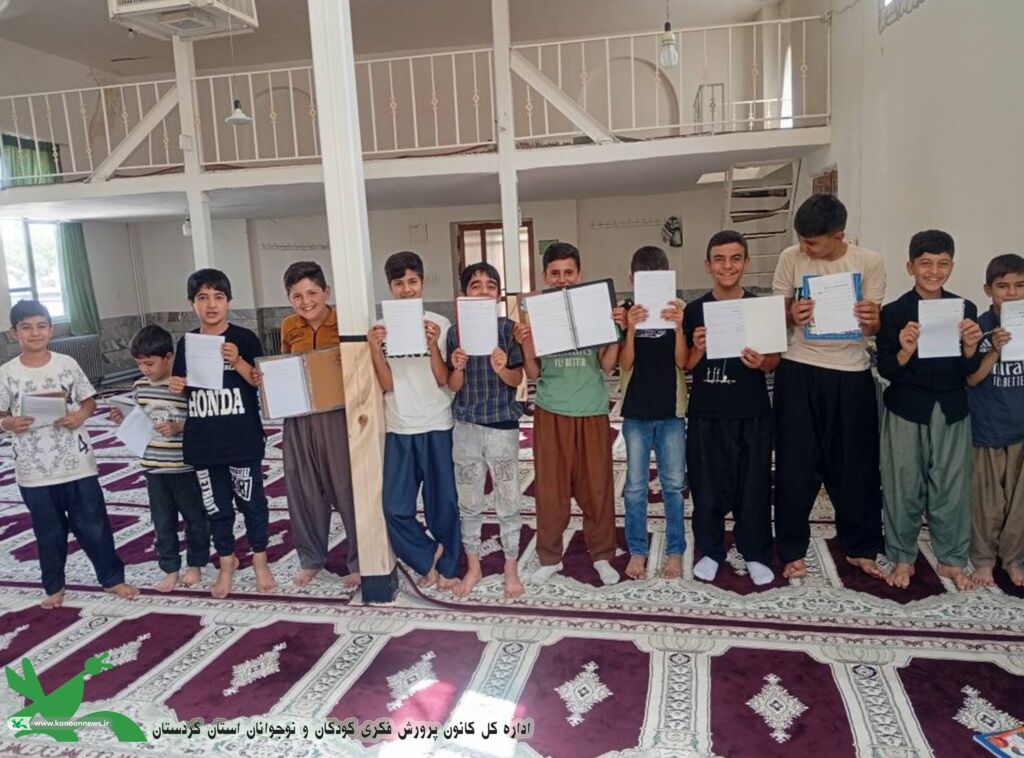 1329807 شور و نشاط فرهنگی در روستاهای استان کردستان