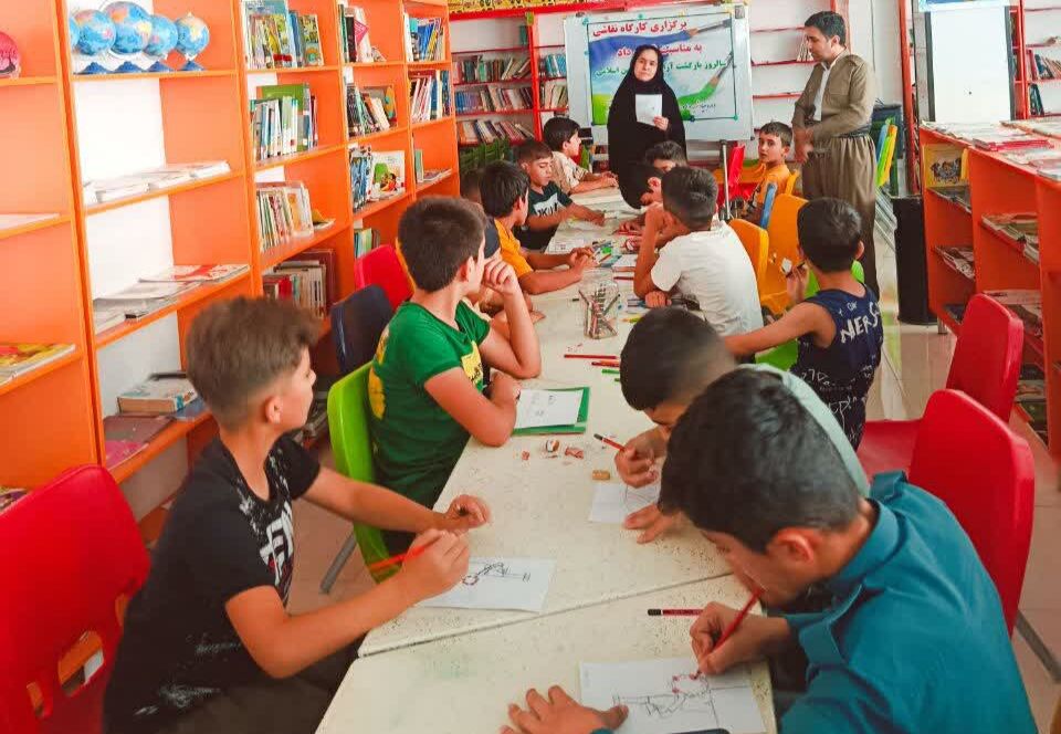 1329842 مسابقه نقاشی در مرکز ثلاثباباجانی به مناسبت سالروز بازگشت آزادگان