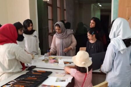 دومین نشست انجمن هنرهای تجسمی کانون هرمزگان برگزار شد