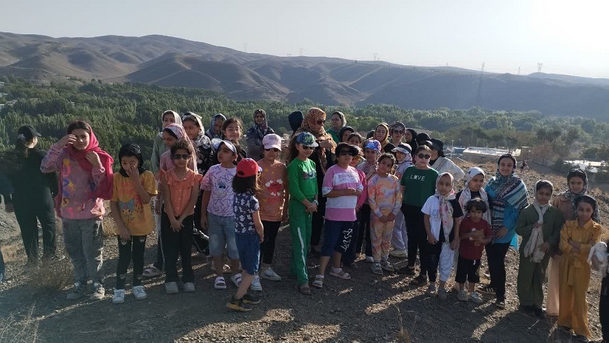 اردوی علمی و نجومی رصد «شهاب باران بَرساوُشی» در مراکز باغبادران و دهاقان برگزار شد