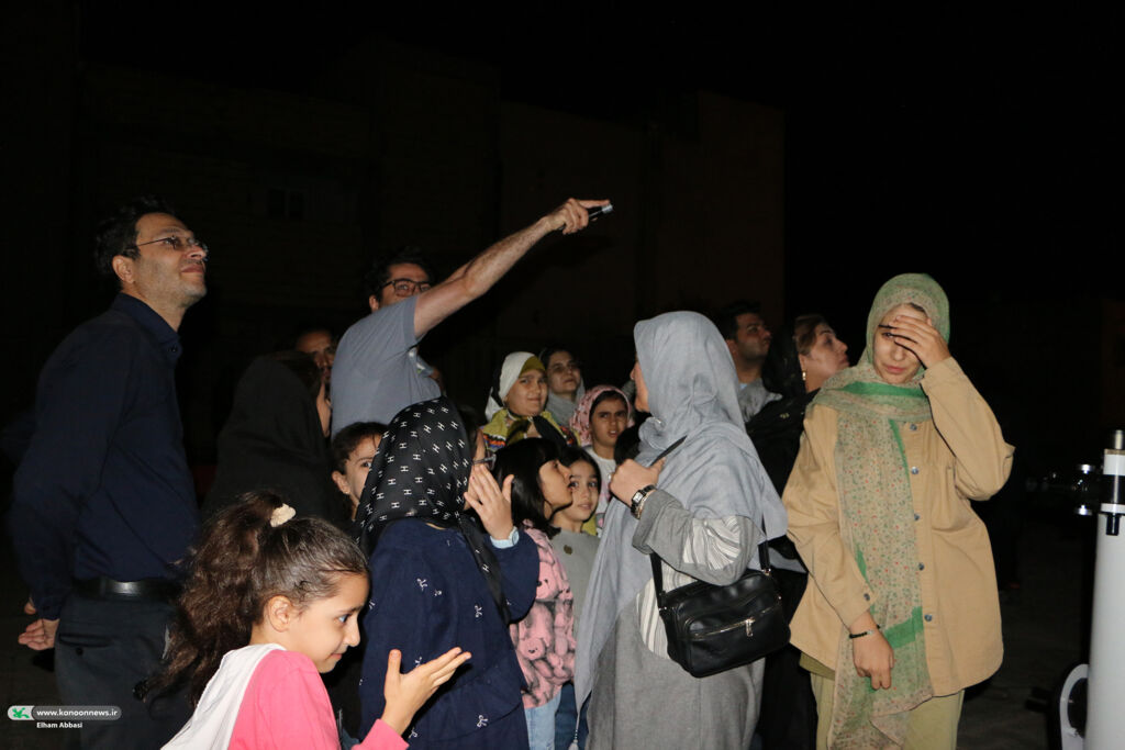 1329946 سفر به کهکشانها و شبهای پرستاره با «یک هفته با آسمان شب» در کانون سمنان