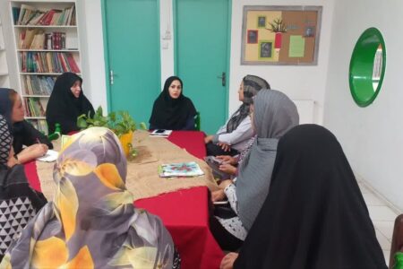 برگزاری نشست «تربیت فرزند از دیدگاه نهج‌البلاغه» در مرکز فرهنگی شماره ۵ مشهد