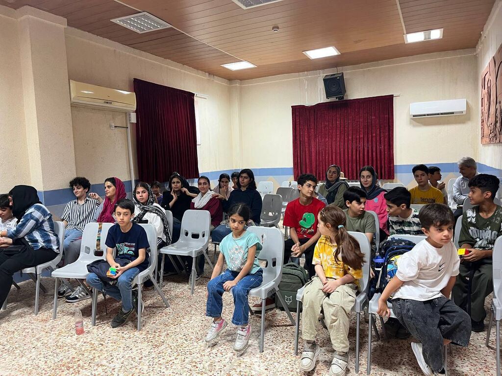 رقابت پرهیجان نوجوانان در نخستین مسابقه روبیک محمودآباد