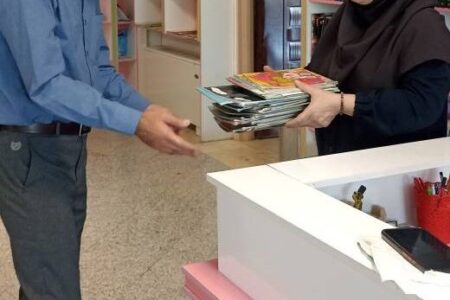 رویش دانایی در سایه‌سار مهربانی معلم روستا