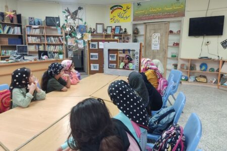 «من قصه گوی برنامه تلویزیونی هستم»؛ طرحی برای ترویج کتابخوانی و اعتماد به نفس در کانون میامی