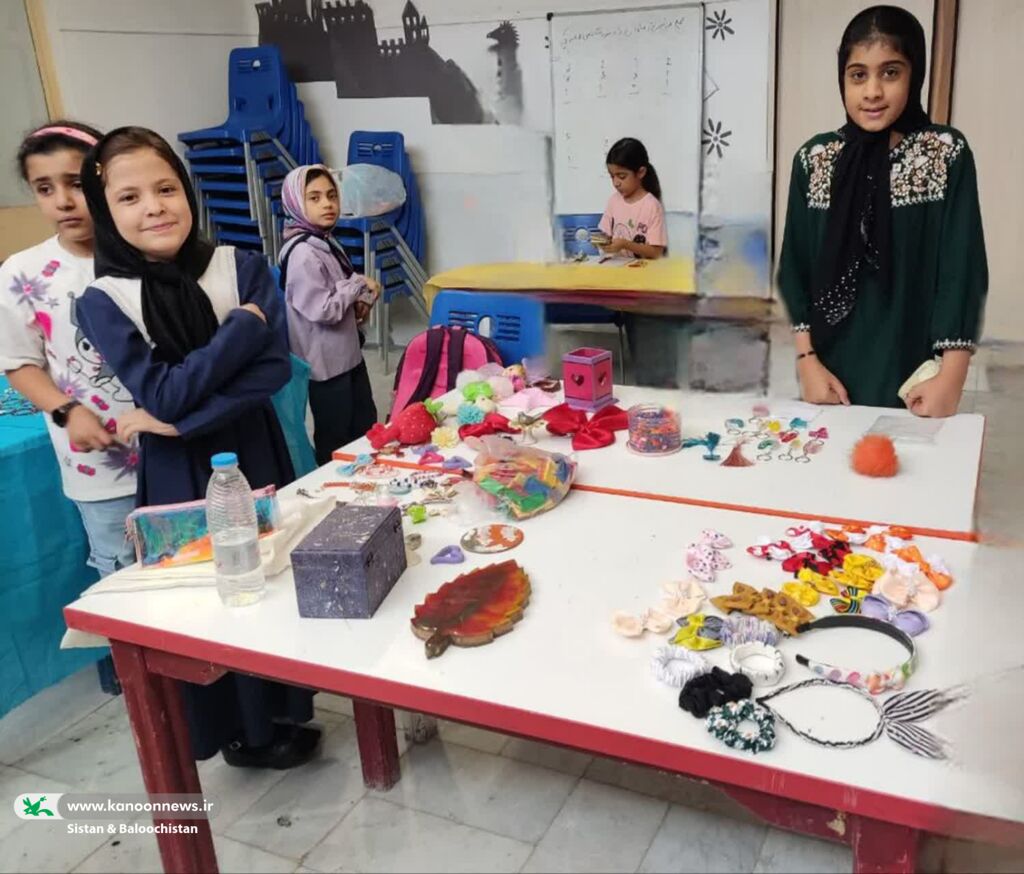 1330430 افتتاح بازارچهی دستسازهها و خوراکیها در مرکز فرهنگی هنری شماره یک زاهدان