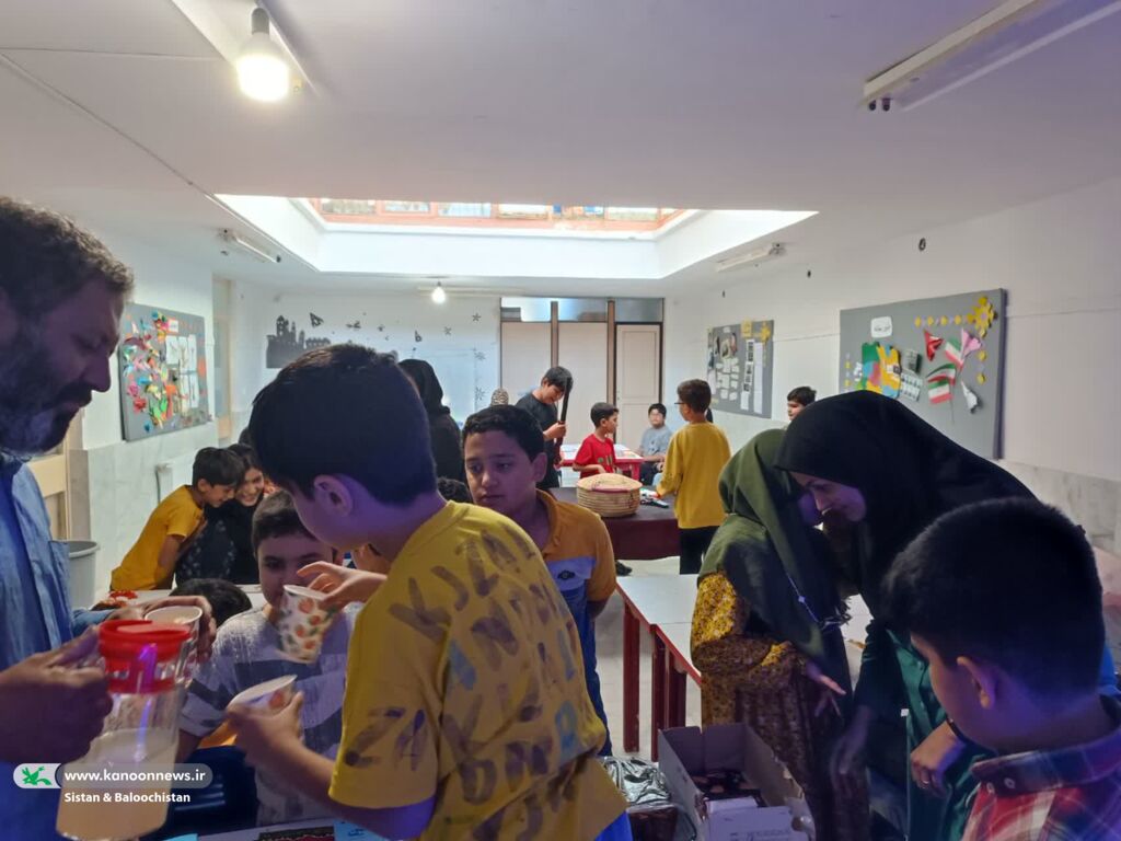 1330431 افتتاح بازارچهی دستسازهها و خوراکیها در مرکز فرهنگی هنری شماره یک زاهدان