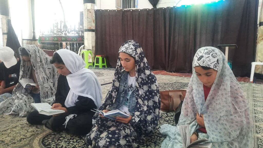 1330523 بازدید اعضای مرکز شماره ۱۰ در مسجد جلیلی کرمانشاه