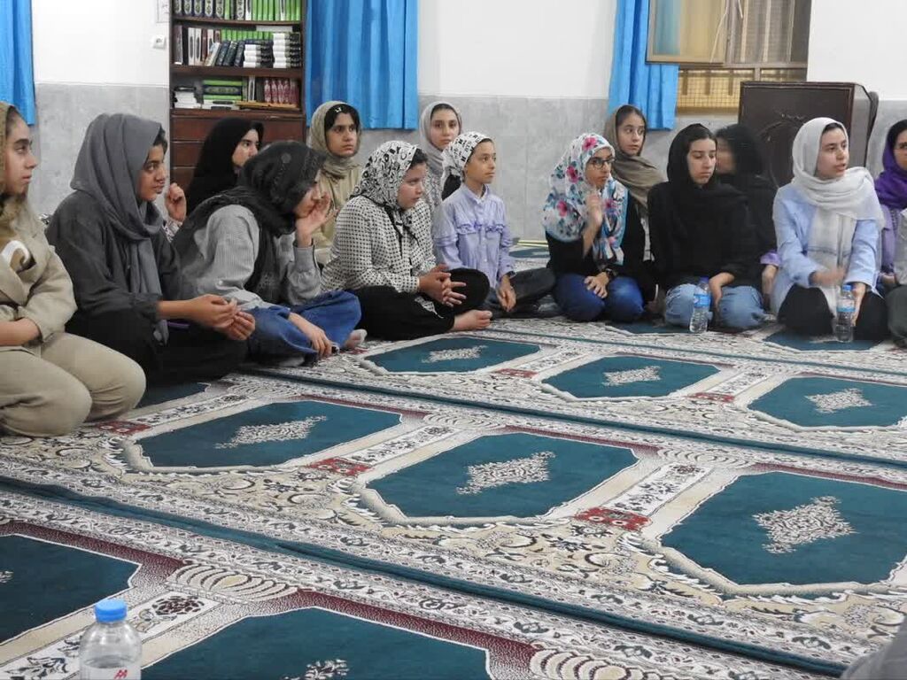 1330676 اردوی فرهنگی ـ تربیتی "ایلام ما"در کانون استان ایلام