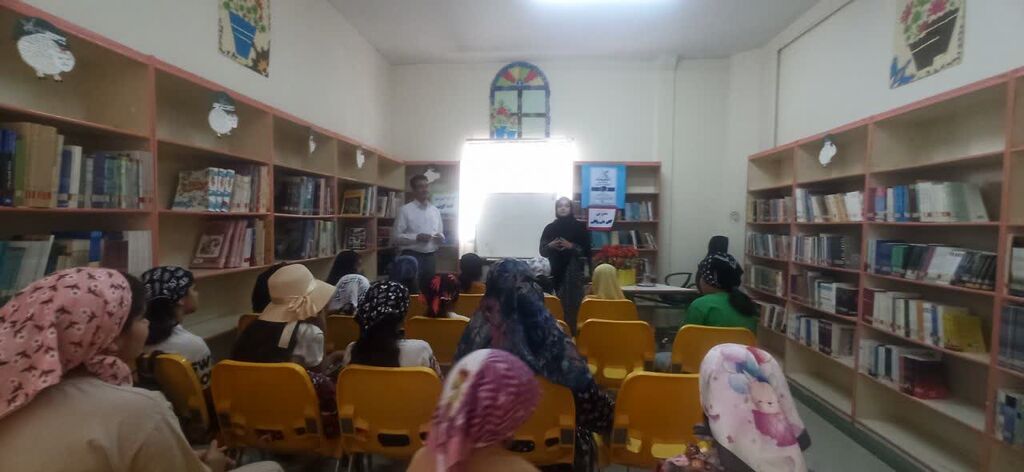 1330796 اعضای مرکز کوزران آموزش مفاهیم و روشهای قصهگویی را آموختند