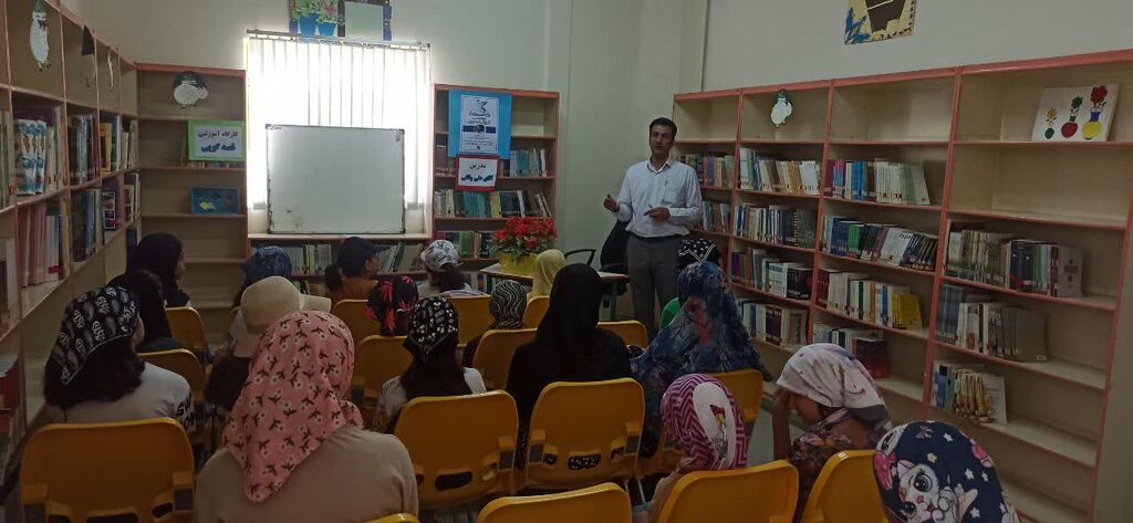 1330797 اعضای مرکز کوزران آموزش مفاهیم و روشهای قصهگویی را آموختند