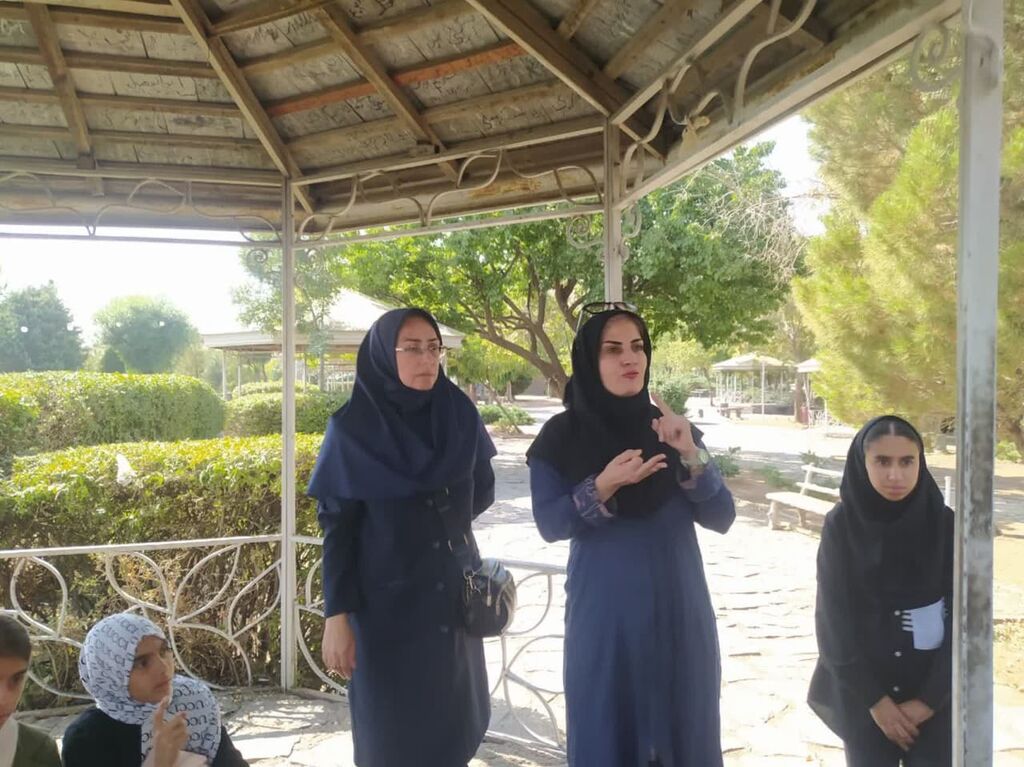 1330939-1 برگزاری اردوی عکاسی «یک روز، یک دنیا نگاه نو»