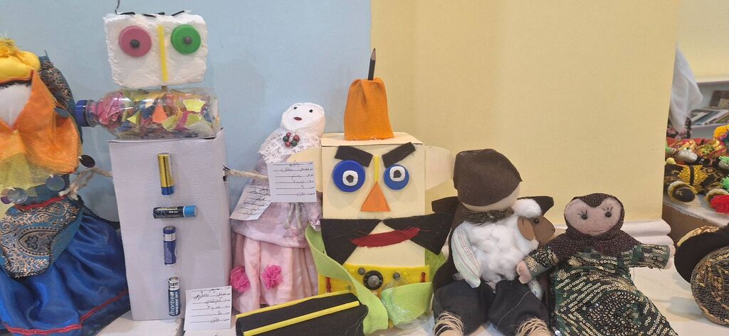 1330969-1 کودکان با هنر بازیافت، فرهنگ کهن را با زبانی نو زنده کردند