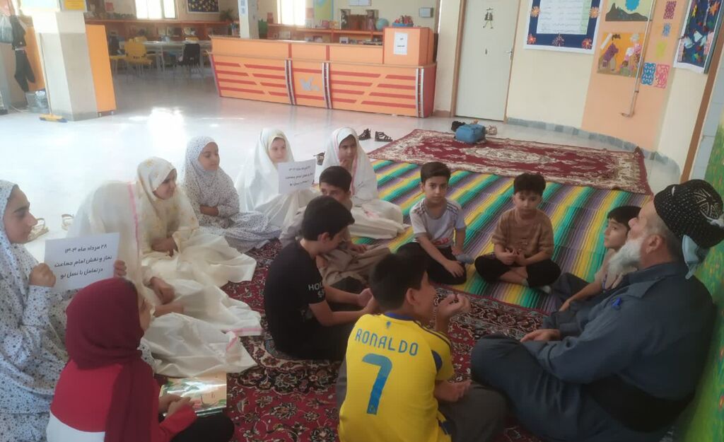 1331186-1 نقشآفرینی مرکز نوسود در ترویج فرهنگ نماز با میزبانی از امام جمعه این شهرستان