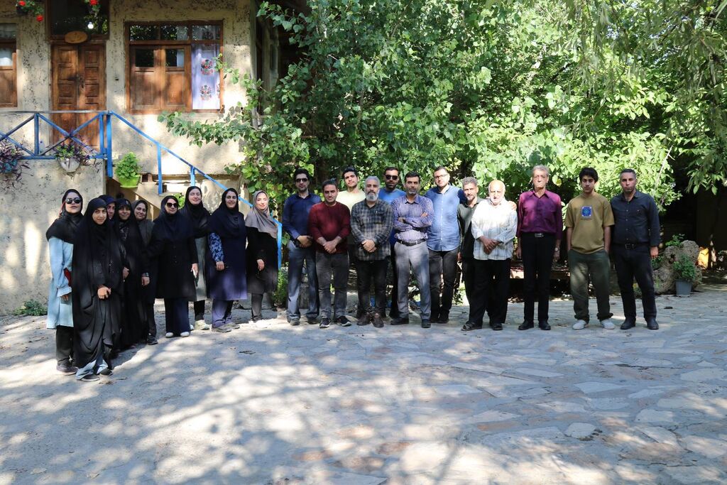 رصد بارش شهابی برساووشی با حضور مربیان و اعضای کانون مازندران