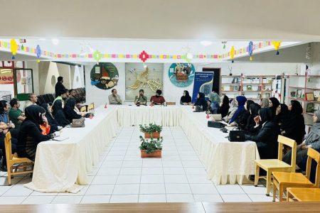 برگزاری نشست ادبی نقد کتاب “بلوط‌های سفید” در یاسوج