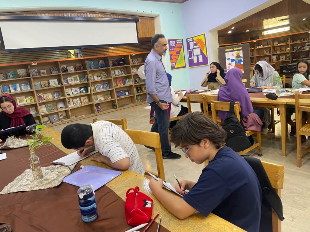 1331376-1 کارگاه مبانی کاریکاتور در کانون استان تهران