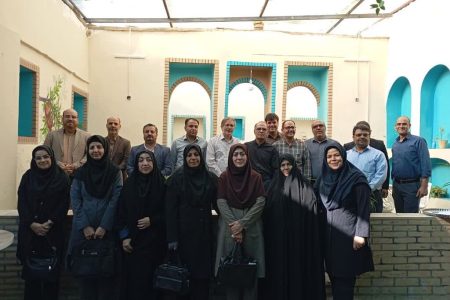 میزبانی کافه موزه اراک از کارکنان کانون استان مرکزی