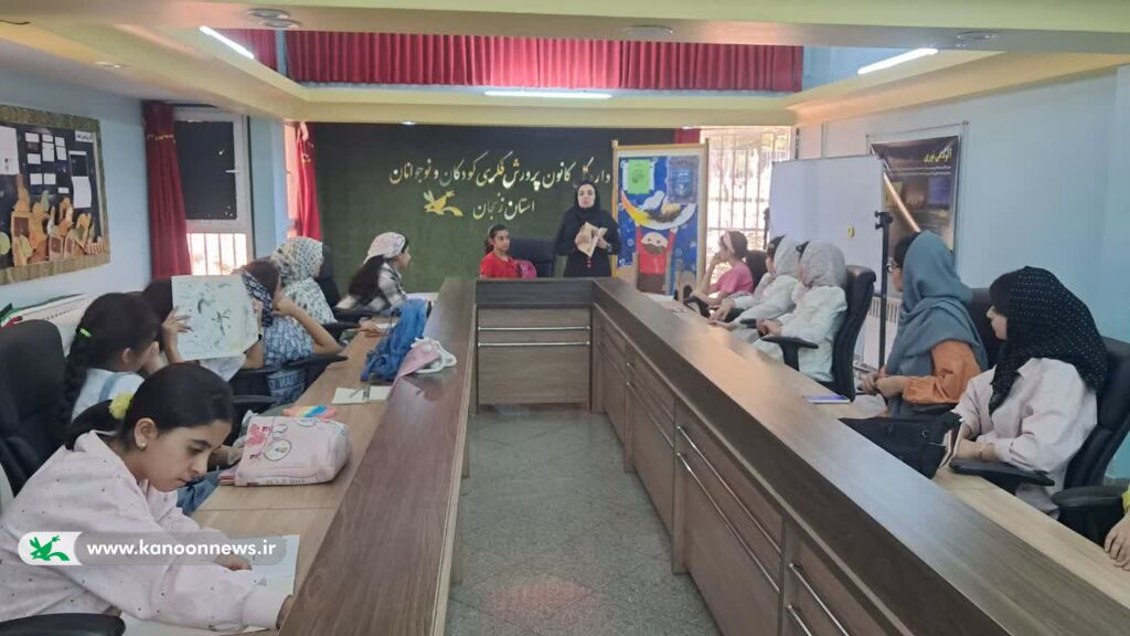 1332063-1 نشستهای «ماه شعر مرداد» با محوریت بزرگداشت نیما یوشیج