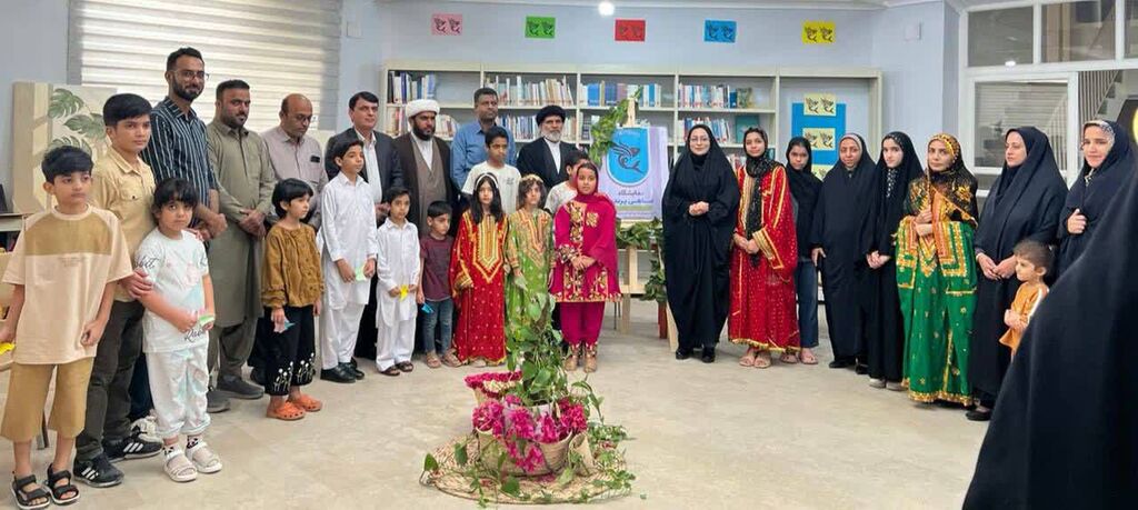 1332343-1 برگزاری نمایشگاه "ماهی پرنده" در مرکز جاسک