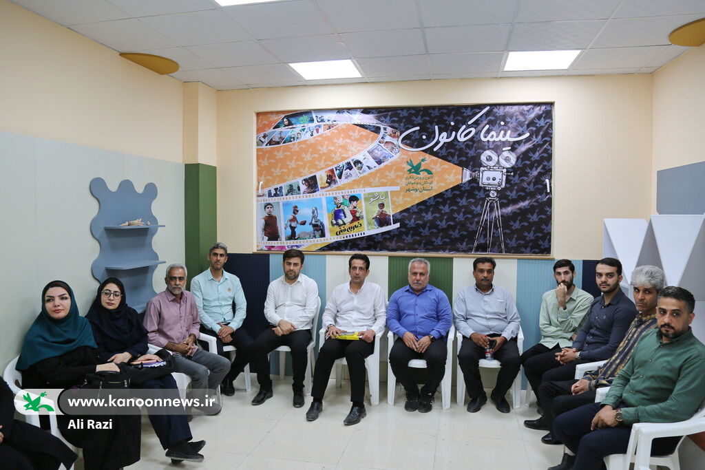 1332561-1 مربیان و کارکنان کانون استان بوشهر با مبانی پدافند غیرعامل آشناشدند