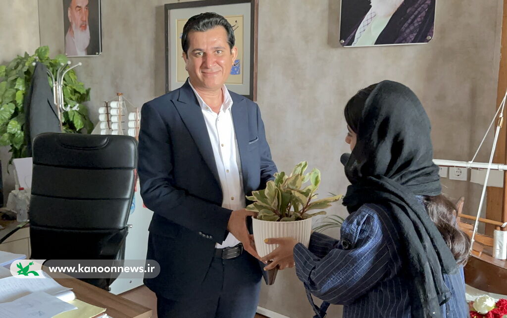 کانون یاران مرکز سیراف با شهردار دیدار کردند