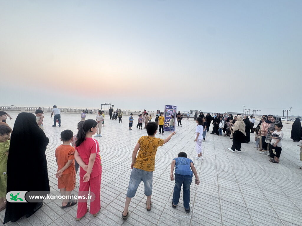 1332588-1 جشنواره بازیهای بومیمحلی ویژه کودکان و نوجوانان در شهر دیلم برگزار شد