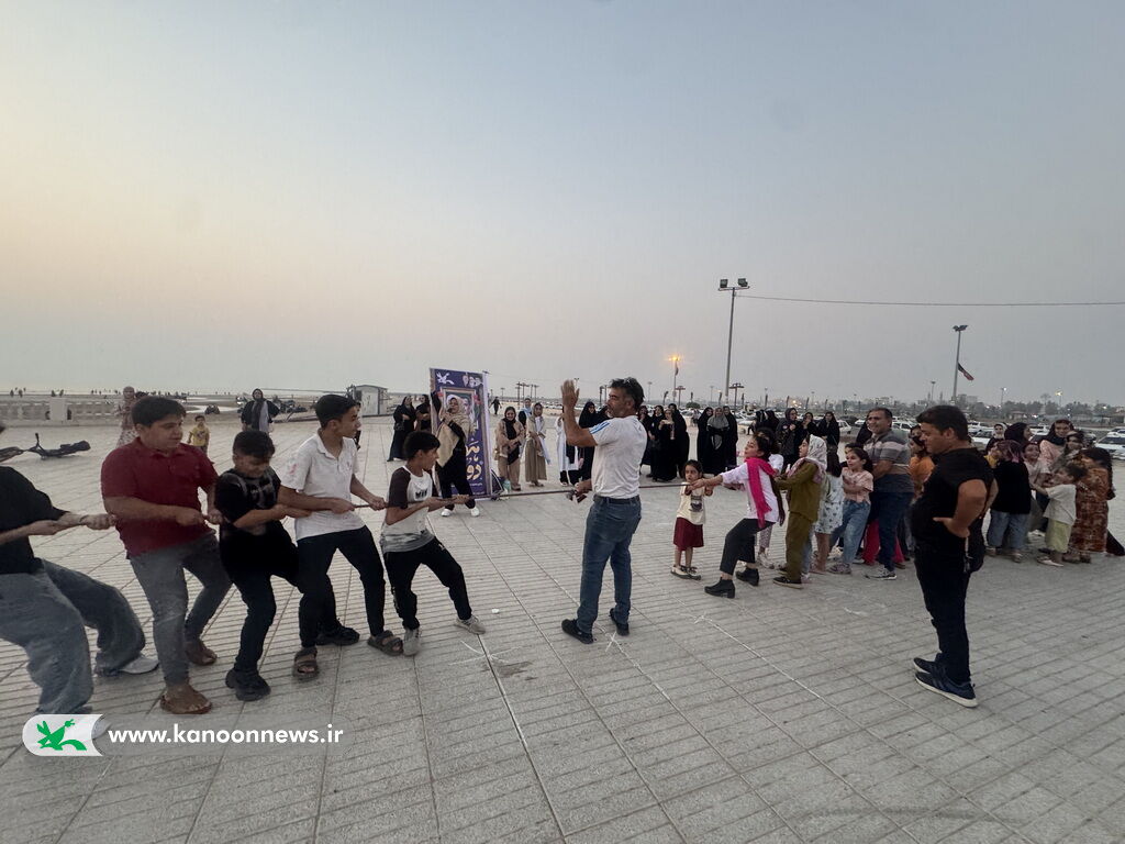 1332589-1 جشنواره بازیهای بومیمحلی ویژه کودکان و نوجوانان در شهر دیلم برگزار شد