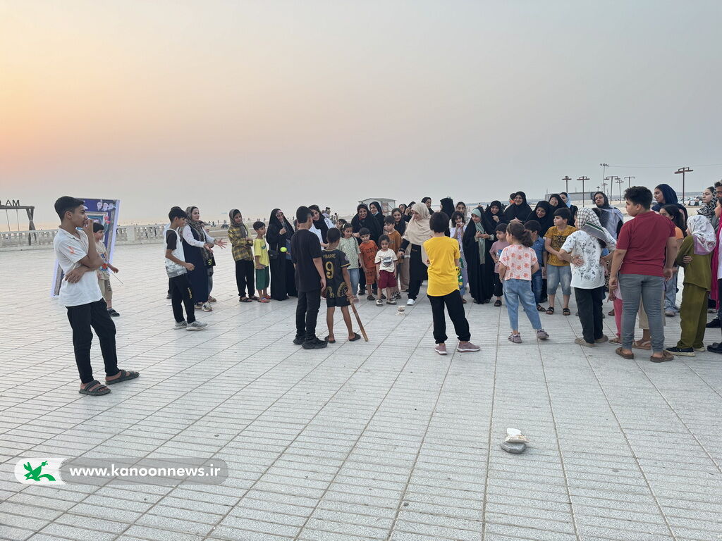 1332590-1 جشنواره بازیهای بومیمحلی ویژه کودکان و نوجوانان در شهر دیلم برگزار شد