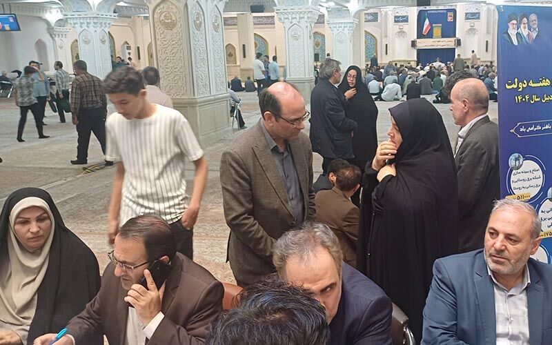 1332719-1 میز خدمت کانون استان اردبیل در مصلی امام خمینی(ره) برپا شد