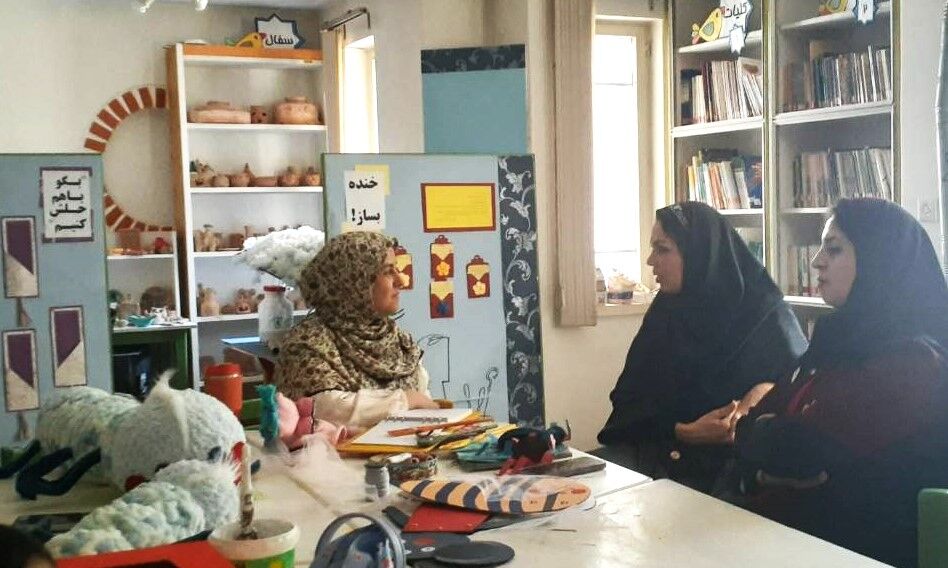 1332822-1 تولید نمایش عروسکی «لولو پشمالو» و میکرو تئاتر «من» در مرکز ۲۵ استان تهران