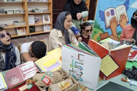 گنبدکاووس سومین ایستگاه سفر ملی کتاب‌های حسی‌ـ لمسی